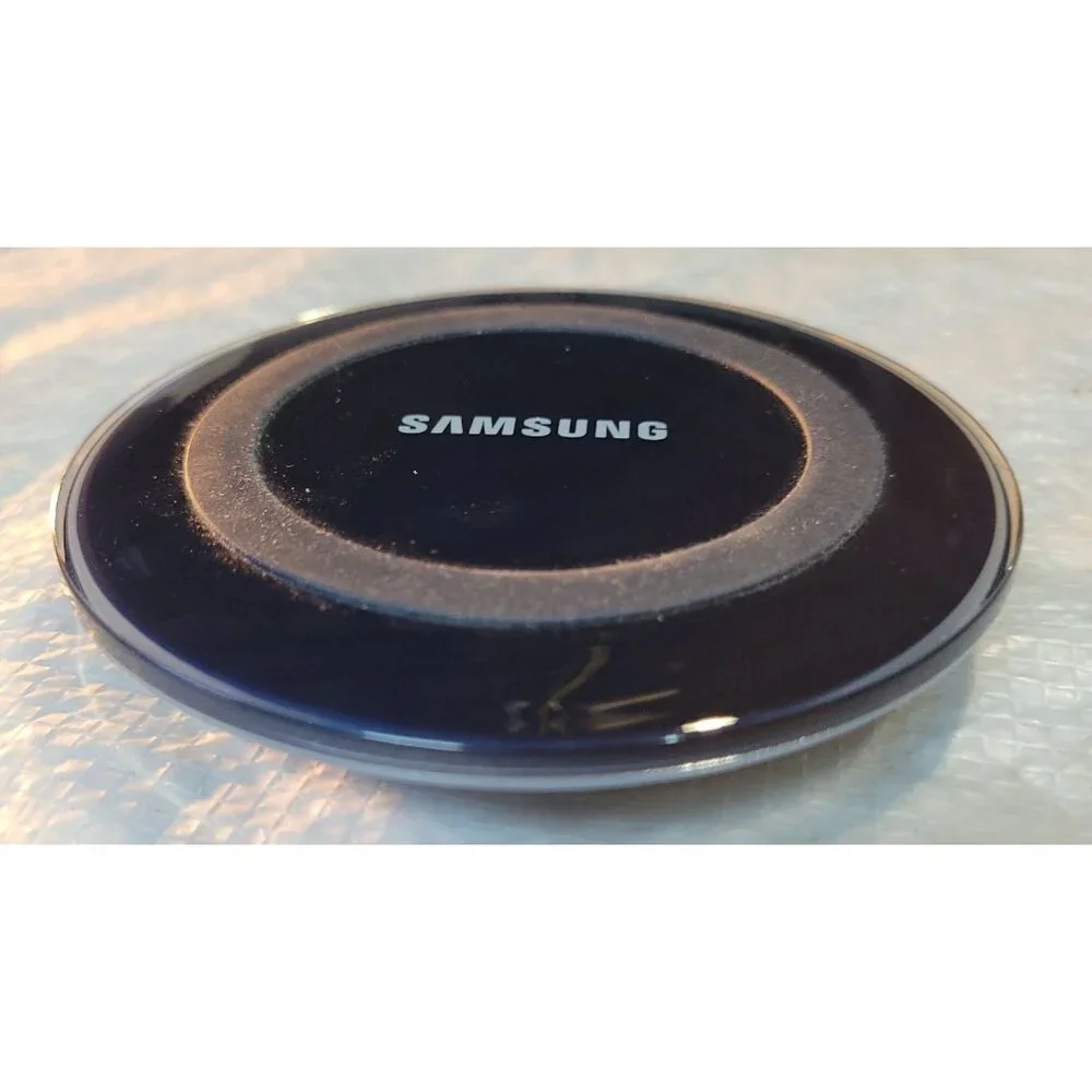 Black Samsung Wireless Charger EP-PG920A - No Cable